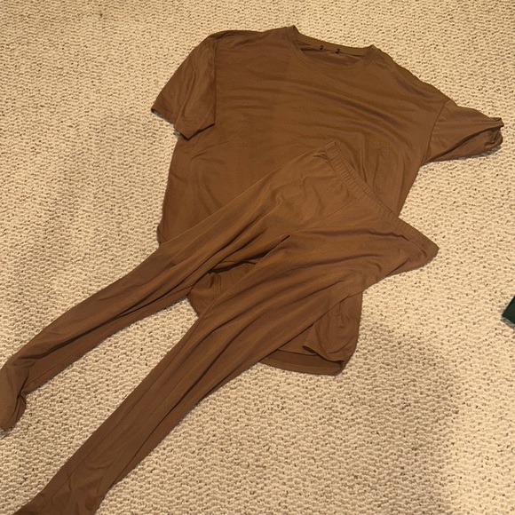 Fashion Nova Pants - 2 piece brown set